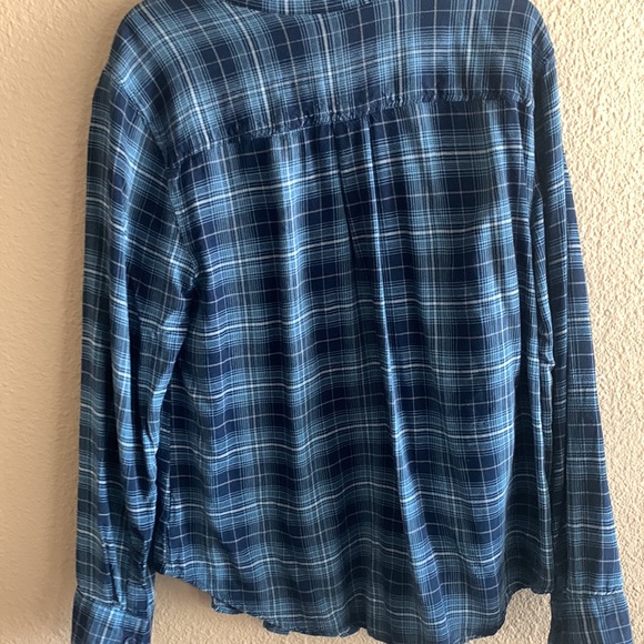 Time and Tru Paid Button Down 16/18 - Picture 3 of 3